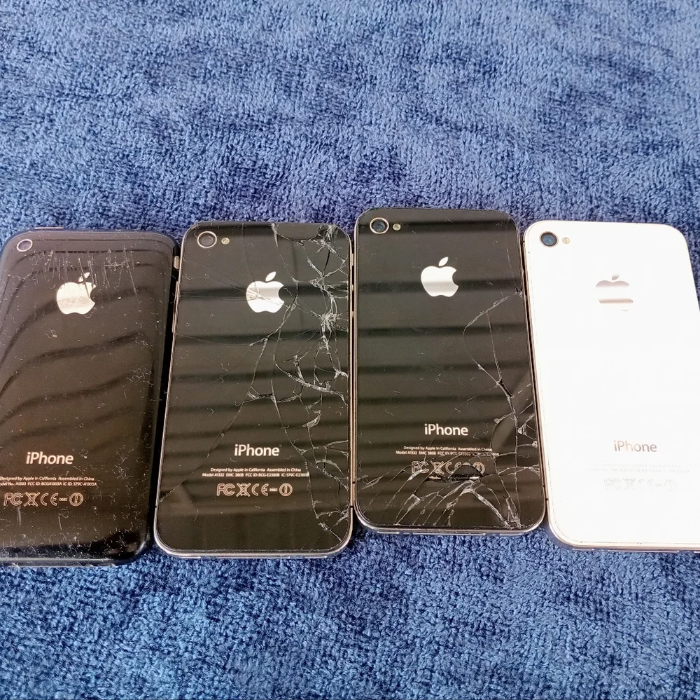 iPhone ( For parts only ) !!!